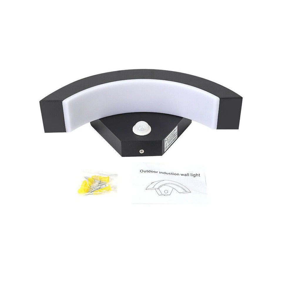 Modern Curved Outdoor LED Wall Light with PIR Motion Sensor – IP65 Waterproof, Energy-Saving Garden Porch Lamp (Warm White, 12W, Black)